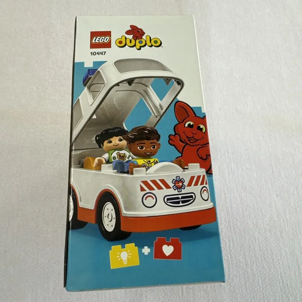 LEGO DUPLO Town Ambulance & Driver Building Blocks Toddlers 10447 Sealed